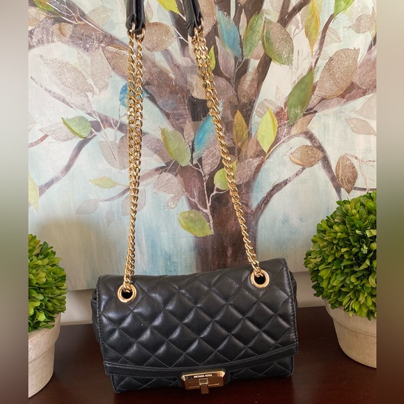 MICHAEL KORS HANNAH QUILTED🖤BLACK🖤LEATHER GOLD CHAIN SHOULDER/CROSSBODY🌟EUC🌟 - Picture 6 of 17